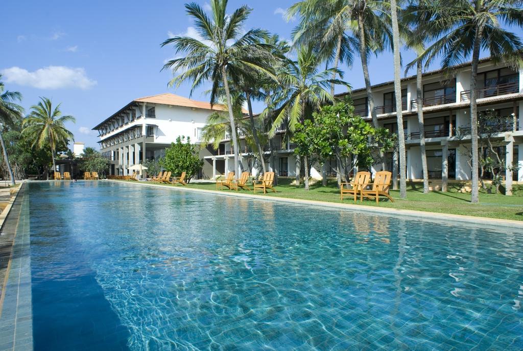 Hotel Jetwing Beach à Negombo Extérieur photo